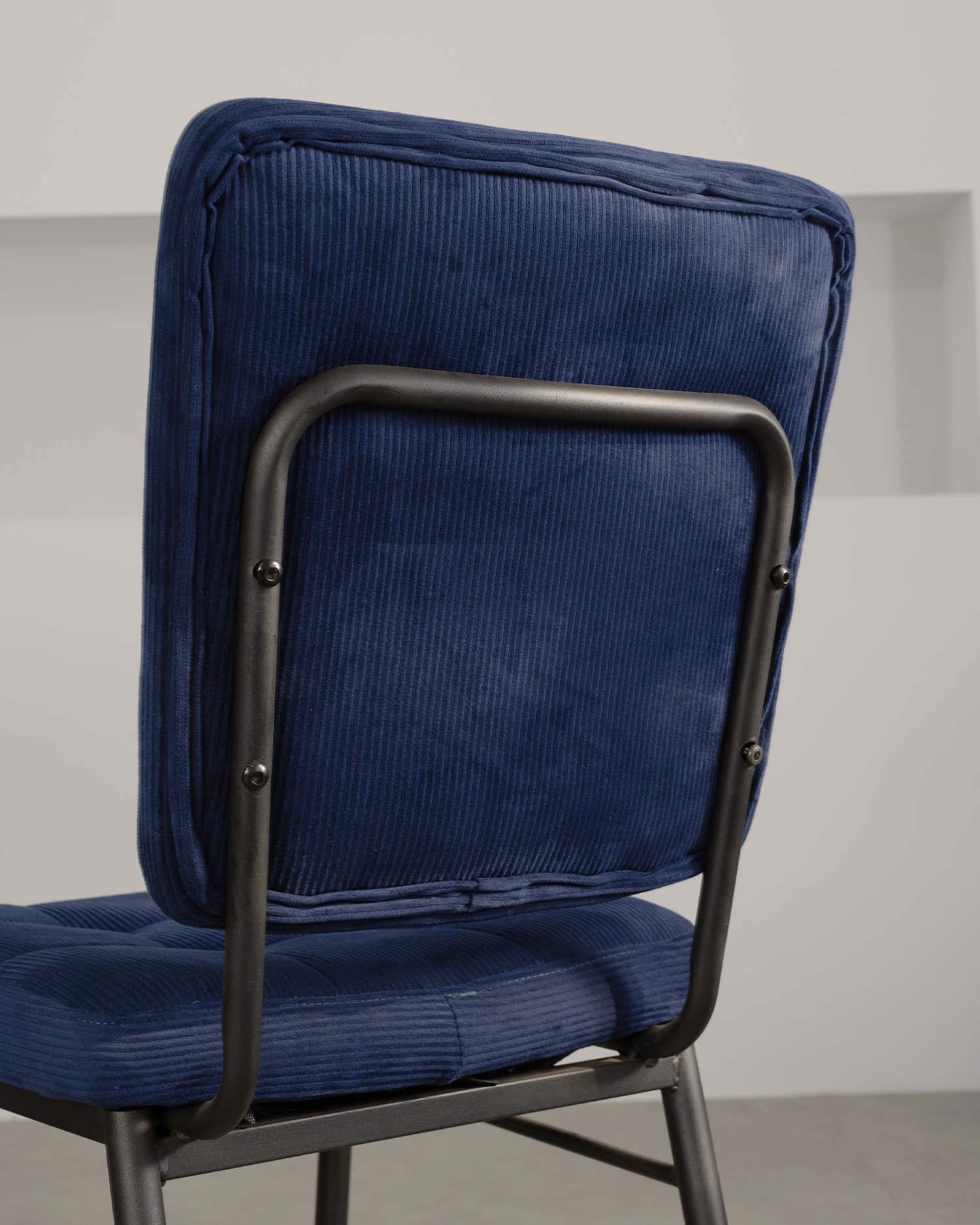 クッキー型のダイニングチェア クッキー型のダイニングチェア