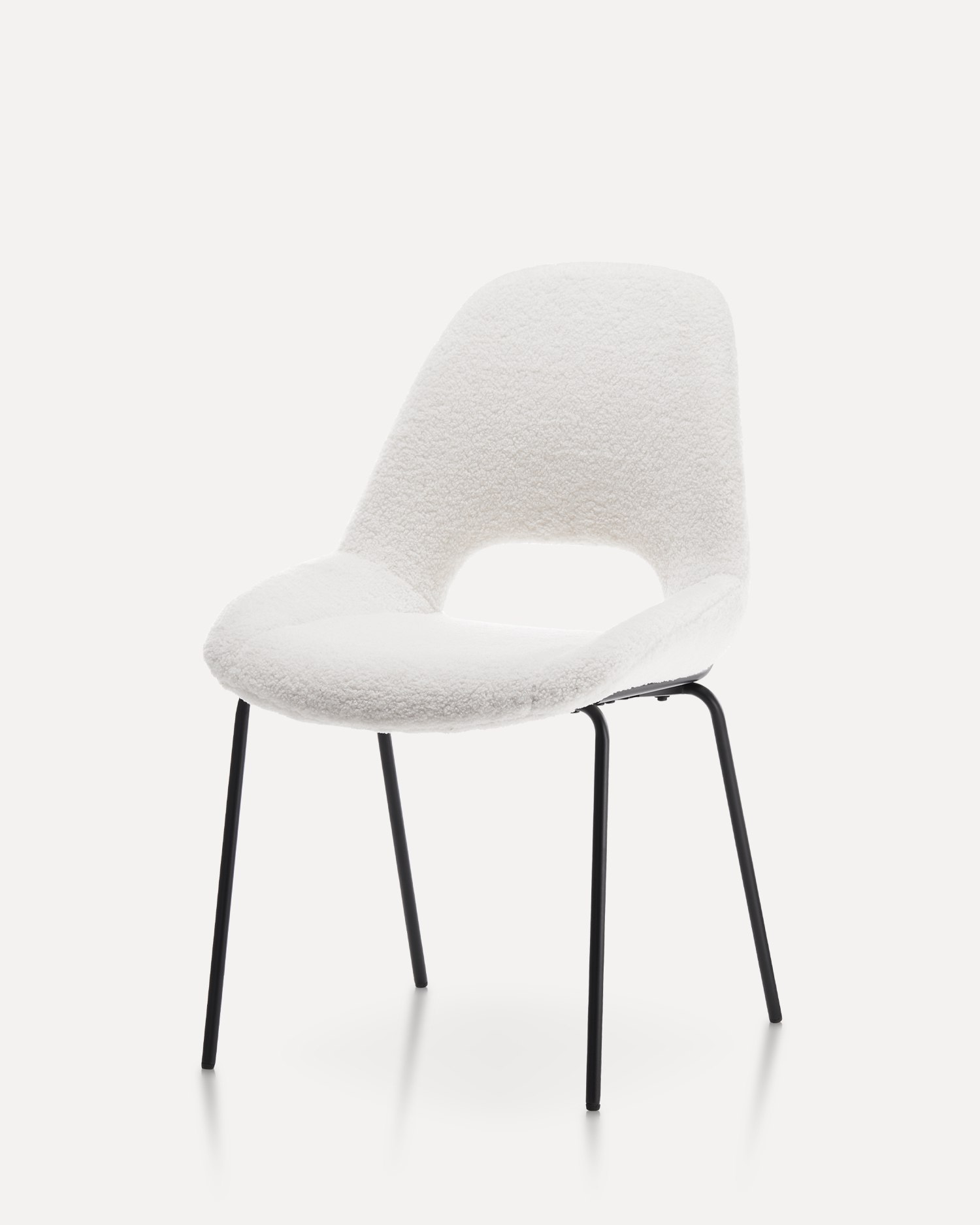 中空の背中のあるダイニングチェア