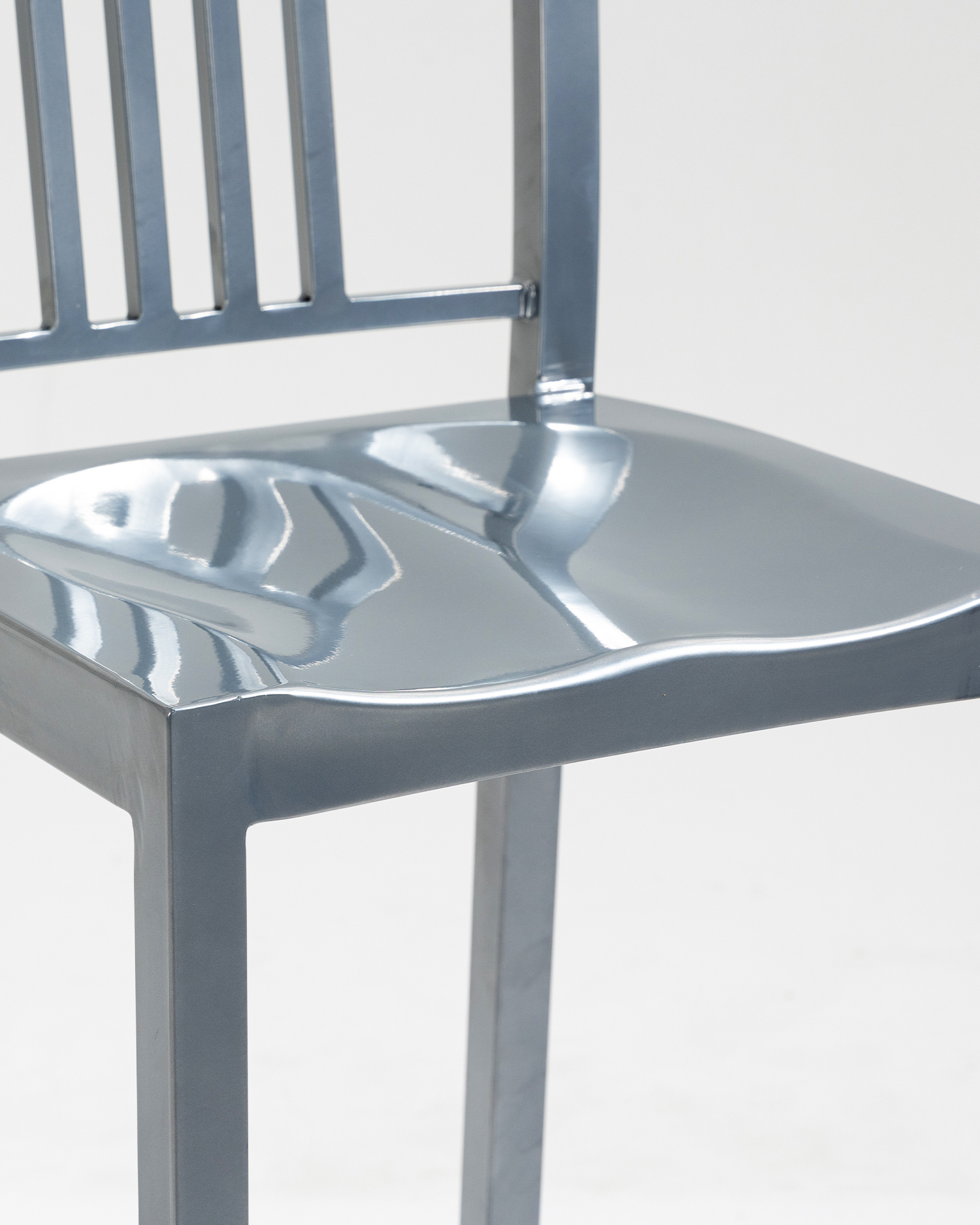 ネイビーバーチェア ネイビーバーチェア