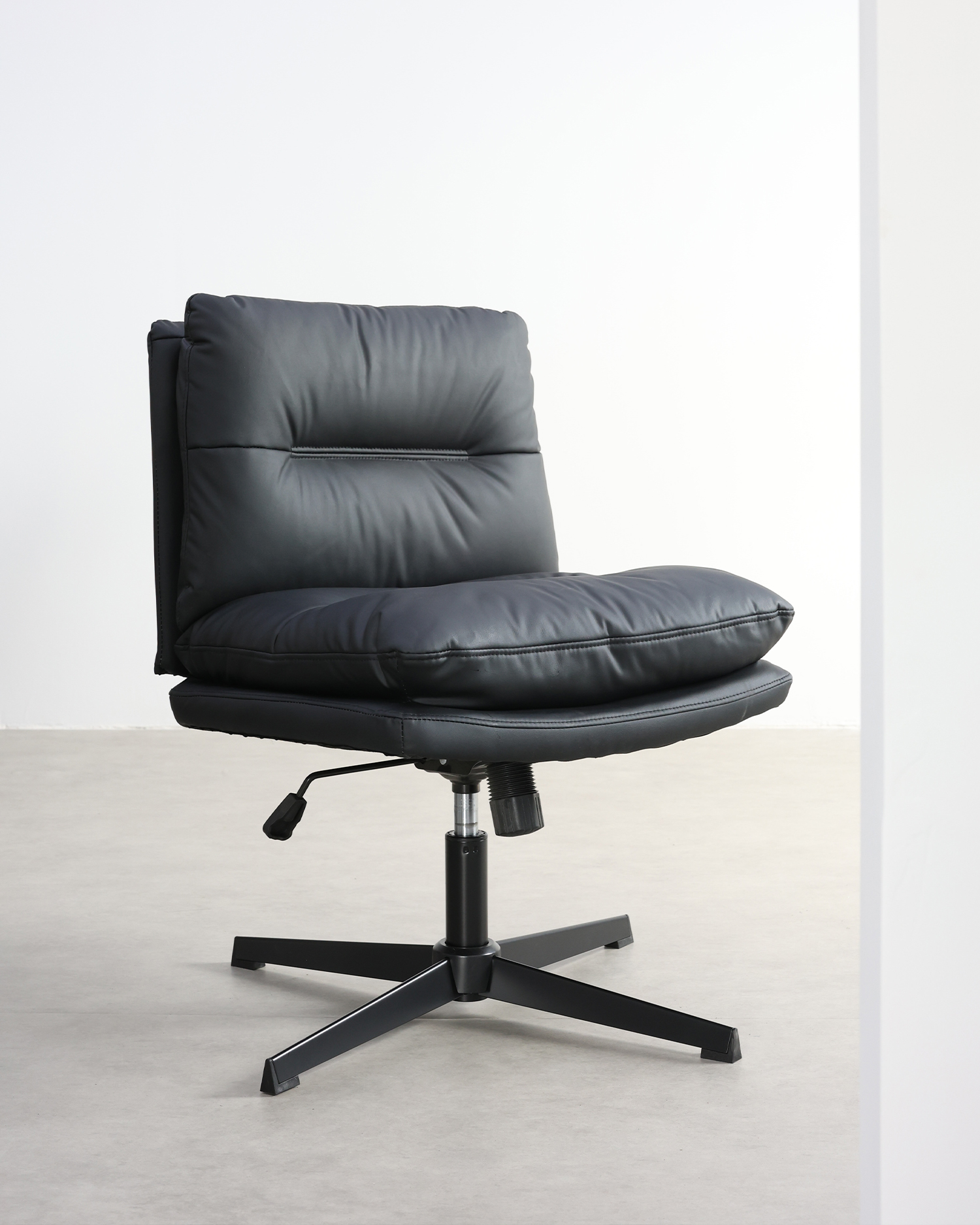 ファブリックラウンジオフィスチェア ファブリックラウンジオフィスチェア