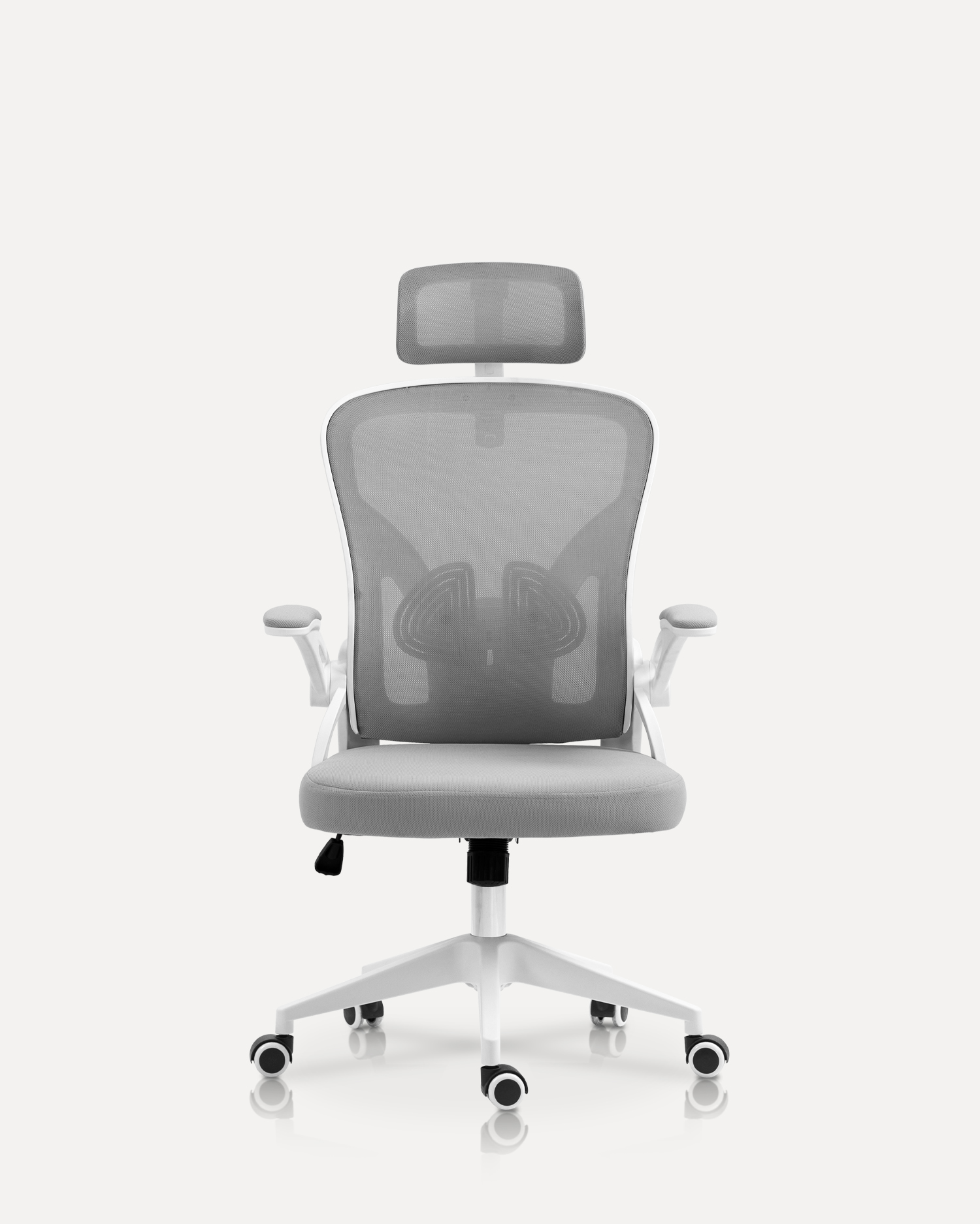 調整可能なアームレストを備えたオフィスチェア 調整可能なアームレストを備えたオフィスチェア